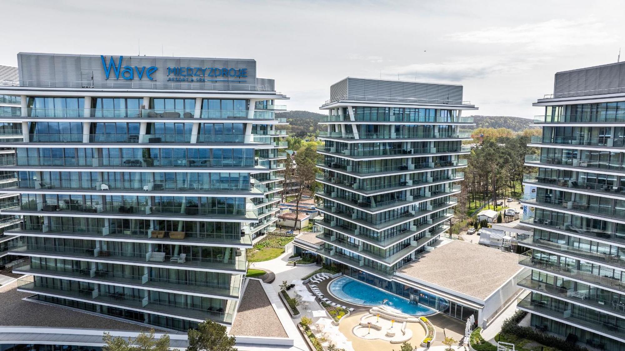 Wave Panorama 8Th Floor Sea View Apartment Miedzyzdroje Luaran gambar